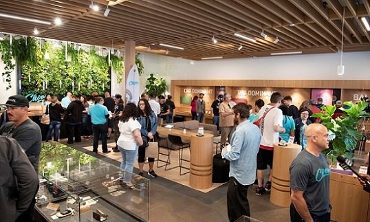 Golden Leaf Holdings signs intent to acquire multi store chain in Northwest Oregon 1