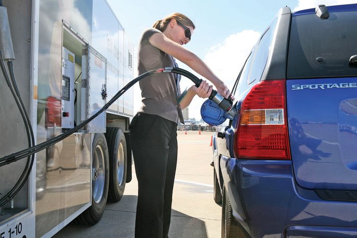 Pakistan OMCs set for windfall gains as fuel prices surge, but subsidy claims loom 1 fuel prices