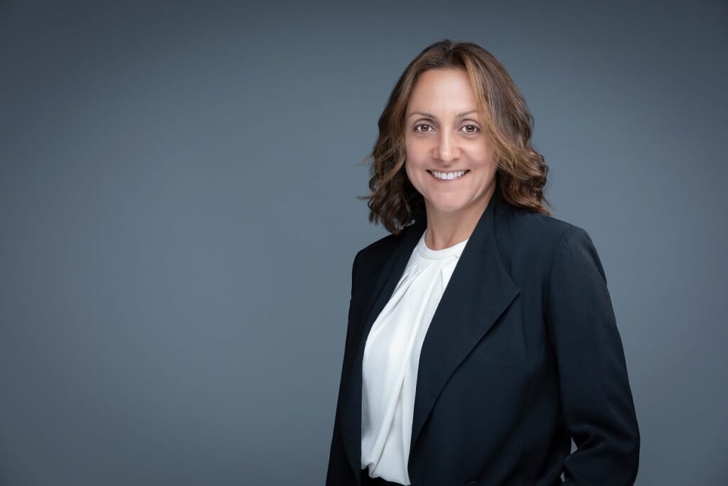 Visa ,Leila Serhan,