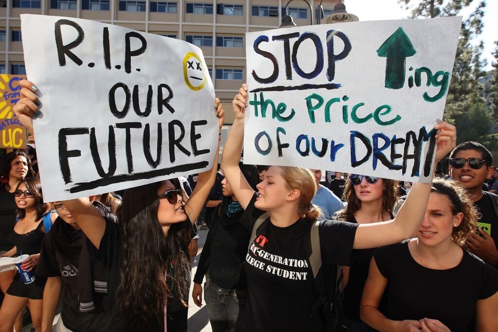 Can we protect students from excessive debt burdens? 1 Can we protect students from excessive debt burdens?