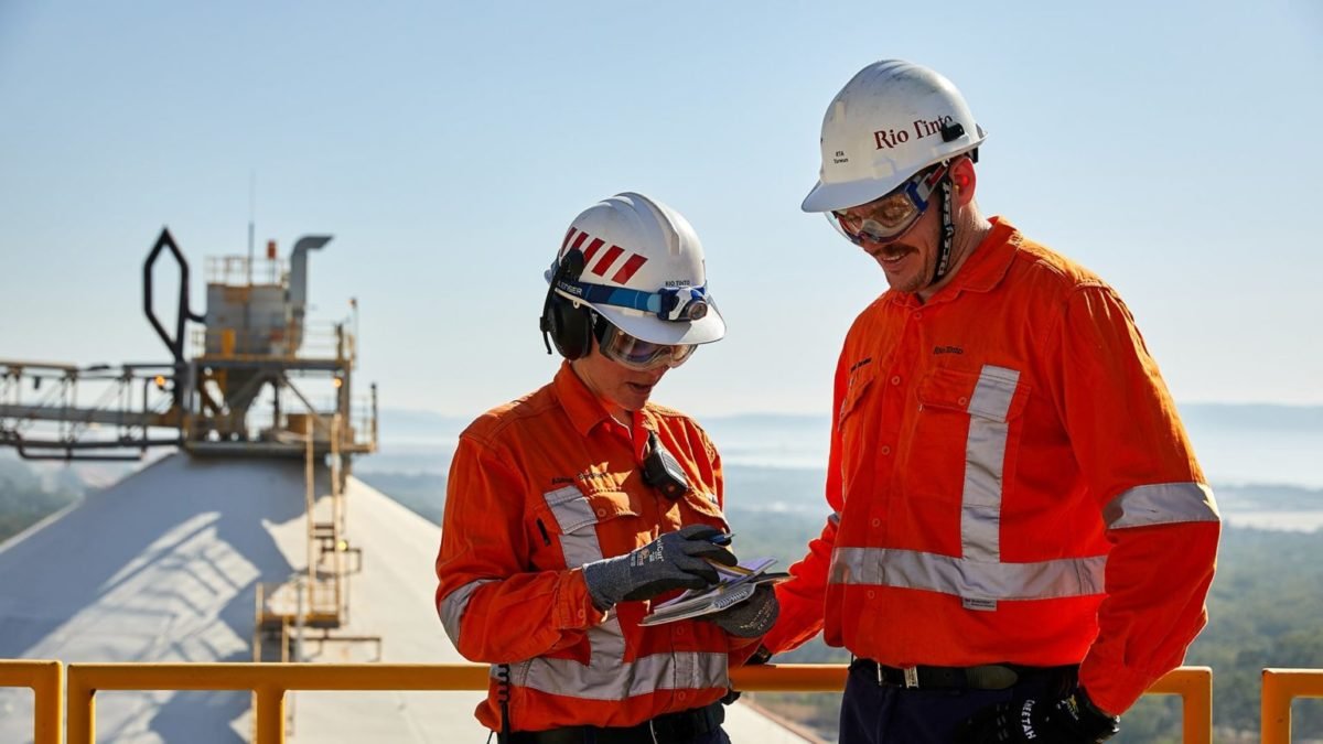 Rio Tinto agrees to acquire Aurukun bauxite project from Glencore, Mitsubishi 1 Rhodes Ridge Joint Venture, Rio Tinto , Mitsui & Co,