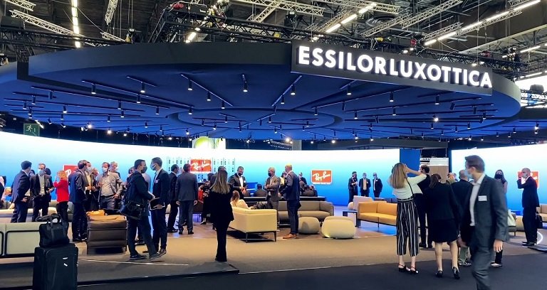 EssilorLuxottica renews and expands partnership with Ferrari