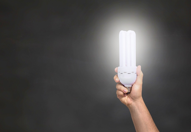 <strong>How the Right Lighting Can Save a Business Money: 6 Tips to Follow</strong> 1 Energy saver
