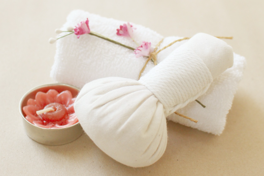 Maximizing Lead Generation Potential for Med Spas: Expert Tips and Tricks 1 candle and towel