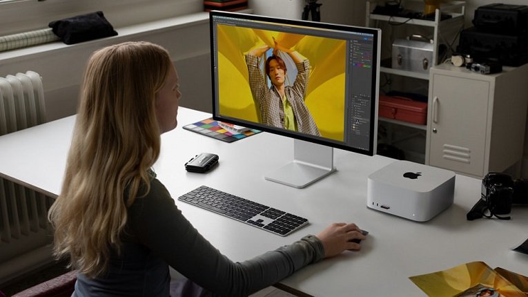 Mac Studio: Unbelievably Compact Powerhouse with M2 Max and M2 Ultra