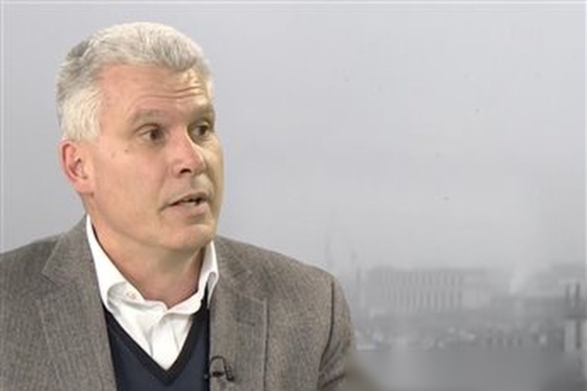 Ferro-Alloy Resources appoints Peter Secker as Chief Executive Officer 1